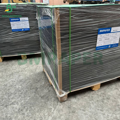 150 กรัม 180 กรัม กระดาษกระดาษสีดํา สําหรับกระเป๋าช้อปปิ้ง กันพับ 70 x 100 ซม.