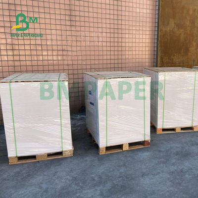 12pt 14pt Foldcote Paper Board สำหรับกล่องเครื่องสำอางความแข็งดี 30 X 40 นิ้ว