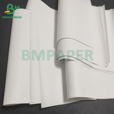 48gsm กระดาษความร้อนสีขาวม้วนวัสดุเยื่อกระดาษบริสุทธิ์สำหรับเครื่อง Pos ใบเสร็จรับเงิน