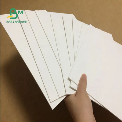 แผ่นกระดาษแข็งเคลือบลามิเนตสีขาว 72 X 102 ซม. 1 มม. 2 มม. 3 มม. สำหรับกล่องของขวัญ