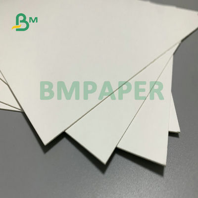 170g 190g SBS Paper Board C1S ด้านหนึ่งเคลือบสีขาว 70 X 100 ซม. สำหรับกล่องบรรจุ