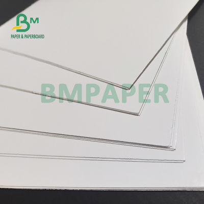กระดาษบอร์ด FBB เคลือบ 350gsm 1S น้ำหนักเบาสำหรับบรรจุยา 37 "X 25"