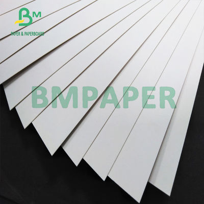 325gsm CCK กระดาษคราฟท์เคลือบดินเหนียวกันความชื้นสำหรับกล่องกระดาษพับ