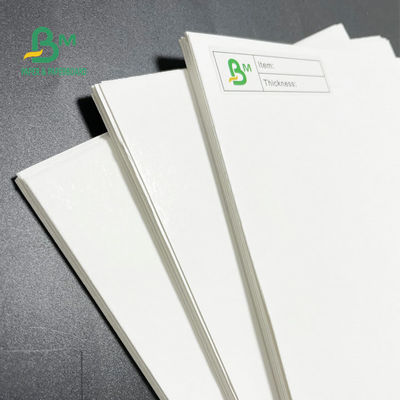 ม้วนกระดาษแช่แข็งขนาด 30 X 40 นิ้ว 12pt 14pt 18pt White C1S Artboard สำหรับบรรจุอาหาร