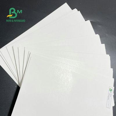 กระดาษเคลือบตู้แช่แข็งด้านเดียวม้วน 275gsm 325gsm สำหรับบรรจุอาหาร