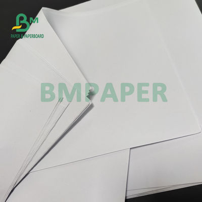 50gsm 55gsm กระดาษปอนด์ขาวปลอดสารเคลือบผิวสำหรับพิมพ์หนังสือ 66 X 106 ซม