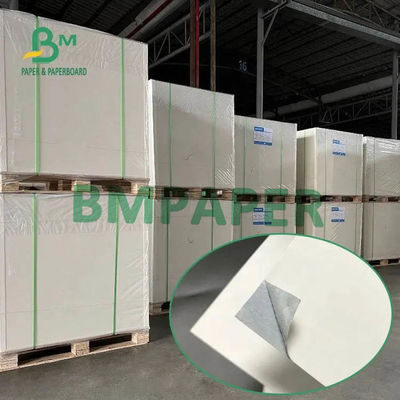 กระดาษเคลือบเงา 300gsm 350gsm สำหรับบัตรโป๊กเกอร์ Blue Core / Black Core Anti Perspective