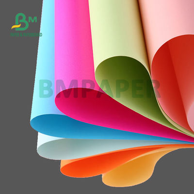 กระดาษบริสตอลไม่เคลือบสีแดง 100 - 250 แกรมสำหรับงานฝีมือ DIY 1350 มม. ภาพที่ชัดเจน