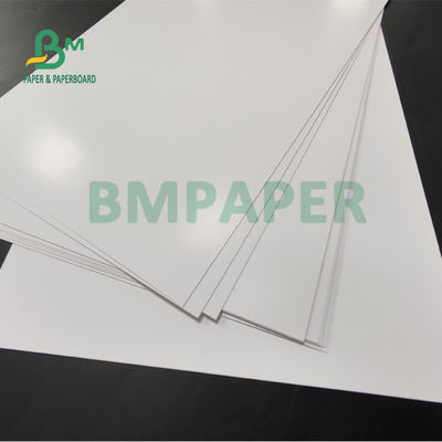 70 # 90 # C2S กระดาษเคลือบเงาเคลือบปกเงาสำหรับนิตยสาร 13 '' x 19 '' ความขาวสูง