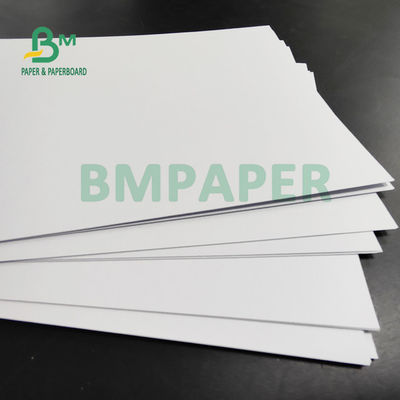350 กรัม 400 กรัม กระดาษกระดาษไม่เคลือบสําหรับการแขวน 720 X 1020 มม ความขาวสูง