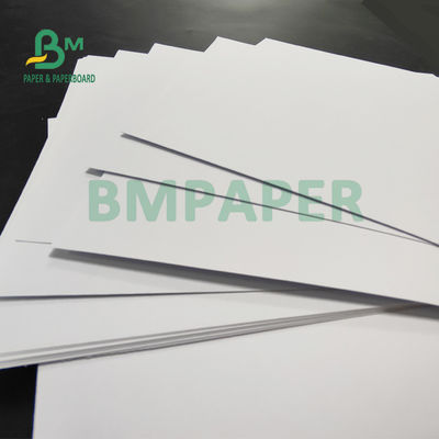 350 กรัม 400 กรัม กระดาษกระดาษไม่เคลือบสําหรับการแขวน 720 X 1020 มม ความขาวสูง