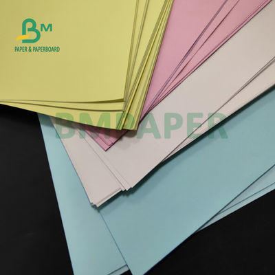 55 กรัม 60 กรัม Multicopy NCR กระดาษสําเนาไร้คาร์บอน สีฟ้าหรือสีดํา ภาพ 860 x 610 มม.