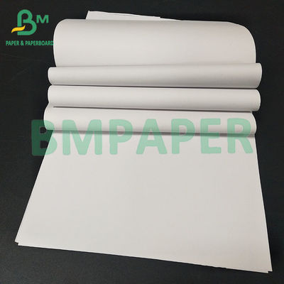 สีที่ให้บริการ กระดาษสําเนาไร้คาร์บอน หลายแบบสําหรับเอกสารทางการ 55gsm 60gsm