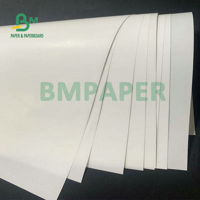 60 กรัม 90 กรัม ความแข็งแรงสูงต่อความเปียก กระดาษติดป้าย C1S สีขาวในม้วน