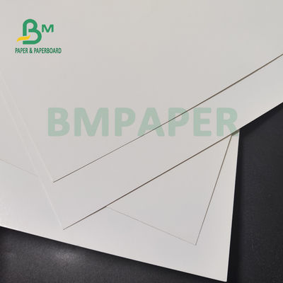220 กรัม 270 กรัม กระดาษกระดาษสีขาวกระจกเคลือบด้านเดียว สําหรับการ์ดไปรษณีย์ 700 x 1000 มม.