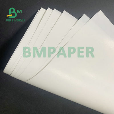 กระดาษสีขาวกระจ่าง 75 กรัม 80 กรัม C1S สําหรับการทําตราความแข็งแรงสูง