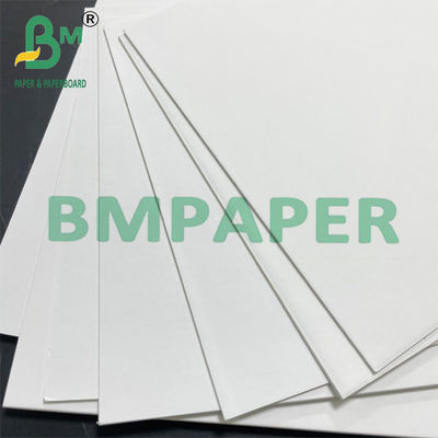 1.4 มิลลิเมตร 1.6 มิลลิเมตร ขาว Absorbent Coaster กระดาษกระดาษสําหรับเครื่องดื่ม 420x620 มิลลิเมตร