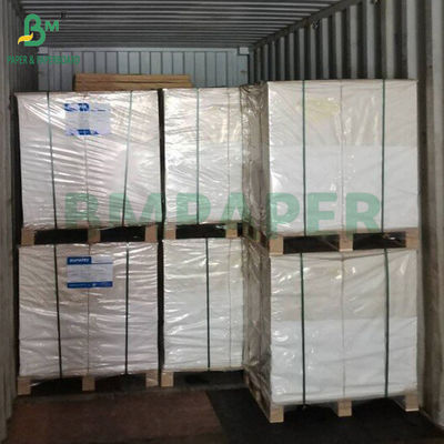 ผลการพิมพ์ที่ดี เรียบเรียบ 300 กรัม + 15 กรัม กระดาษผิว PE ขาว 65 x 95 ซม