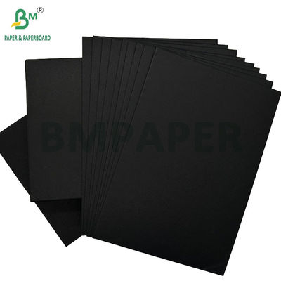 300 กรัม 400 กรัม กระดาษกระดาษกระดาษสีดํา สําหรับกล่องไวน์ ไม่มีกลิ่น 700 x 1000 มม