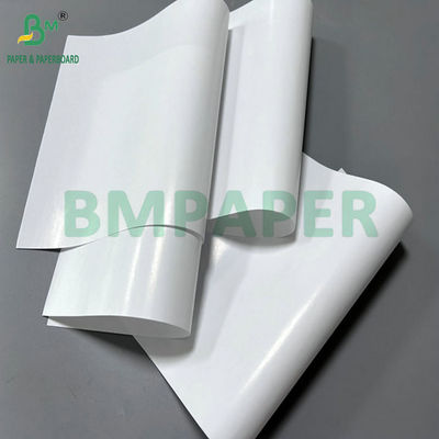 90 กรัม 130 กรัม คาร์ทบอร์ด C1S เรียบเรียบสําหรับพิมพ์นิตยสาร 37 &quot;x 23&quot;