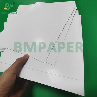 100ปอนด์ 270GSM C2S กล๊อส คอเวอร์ สําหรับนิตยสาร 12' x 18' ภาพสูงสุดไร้กรด