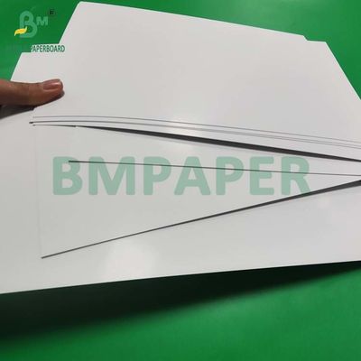 100ปอนด์ 270GSM C2S กล๊อส คอเวอร์ สําหรับนิตยสาร 12' x 18' ภาพสูงสุดไร้กรด