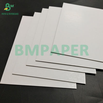 1.5mm 2mm ความหนาสูง C2S กระดาษ Duplex ที่เคลือบขาว สําหรับการทํากระดาษกระดาษเกม