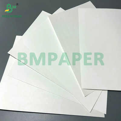 300 กรัม 350 กรัม กระดาษกระดาษพับเคลือบสีขาว สําหรับการพิมพ์ระดับสูง 65 X 90 ซม.