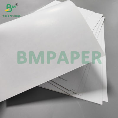 280 กรัม 300 กรัม กระดาษไพ่เล่นเคลือบ C2S กล่องสีน้ําเงิน 71 x 65 ซม ความยืดหยุ่นดี