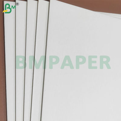 0.6 มิลลิเมตร Super White Quick Dry Water Absorbent กระดาษแผ่นสําหรับโคลสเตอร์