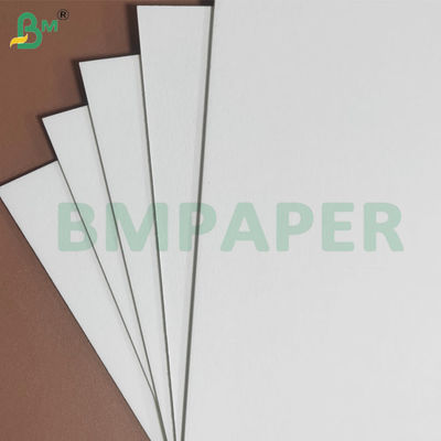 0.6 มิลลิเมตร Super White Quick Dry Water Absorbent กระดาษแผ่นสําหรับโคลสเตอร์