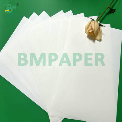 1000mm 1100mm 200g กระดาษ Kraft ขาวแข็งสําหรับผลิตกระดาษท่อ