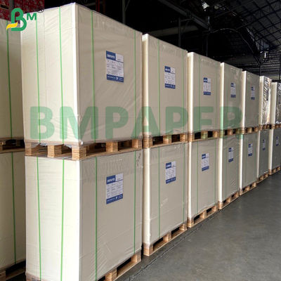 60 กรัม ความแข็งแรงสูง ความยืดหยุ่น ขาว 800 * 1100 มิลลิเมตร กระดาษ Kraft ขาว สําหรับกระเป๋าช้อป กระเป๋ามือ