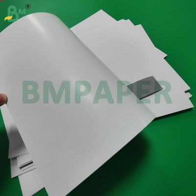 กระดาษโป๊กเกอร์สีดำเงา 310g 320g สำหรับการ์ดเกม ป้องกันการแอบดู ขนาด 8.5" x 11"