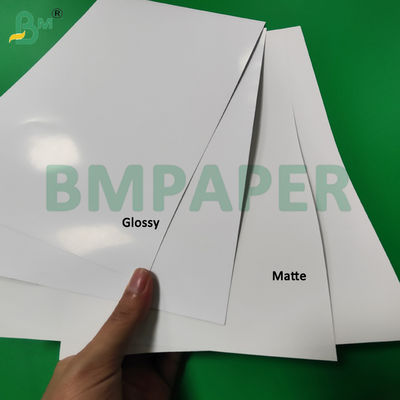 250 กรัม 300 กรัม กระดาษศิลปะแมทสีสว่างเคลือบด้วยดิจิตอล สําหรับเมนูโรงแรม 315 x 455 มม.