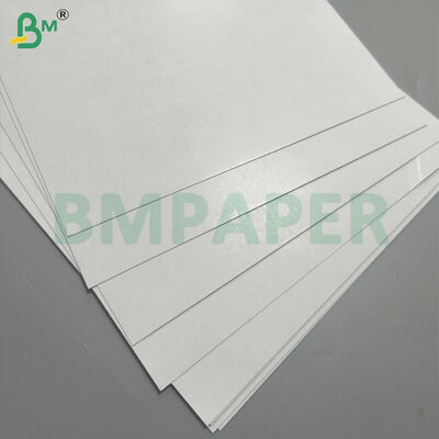 กระดาษไพ่โป๊กเกอร์สีขาวกระจ่างกระจ่าง กระดาษไพ่โป๊กเกอร์สีขาวกระจ่าง