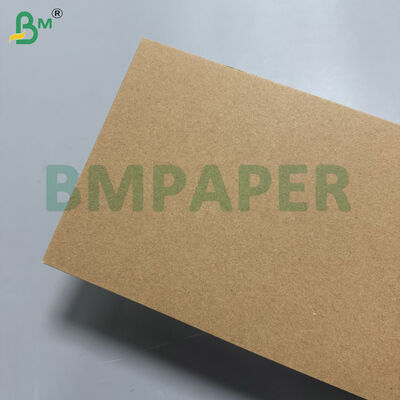 กล่องกระดาษแข็งเรียงรายคราฟท์ 1700um สำหรับแผ่นเลเยอร์ 920 X 1,050 มม. ไฟเบอร์บอร์ด 1650gsm